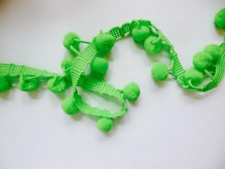 1  Apple Green Pompom Ball Fringe Trim 18 YD Discount